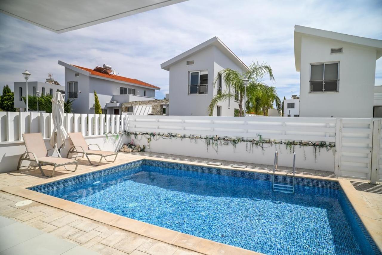 Hi Royal Villa Perivolia Ngoại thất bức ảnh