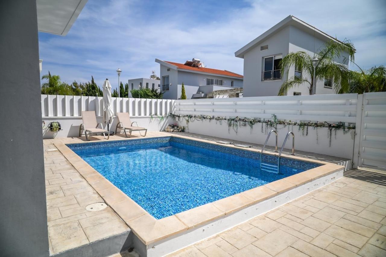 Hi Royal Villa Perivolia Ngoại thất bức ảnh